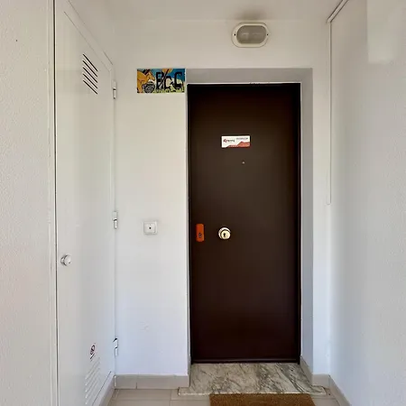 Grand Terrace With Pool By Homing Apartamento *