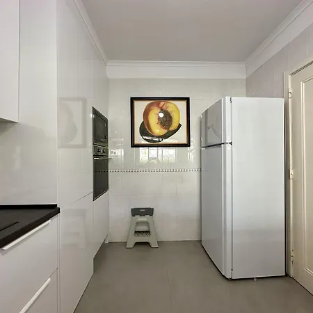 דירה Grand Terrace With Pool By Homing