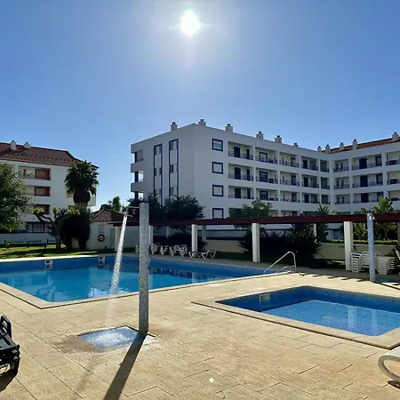 Apartmán Grand Terrace With Pool By Homing
