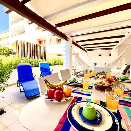 Grand Terrace With Pool By Homing דירה *